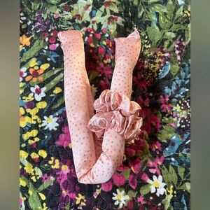 Kitsch Satin Heatless Curls Overnight Curling Set Polka Dot Pink